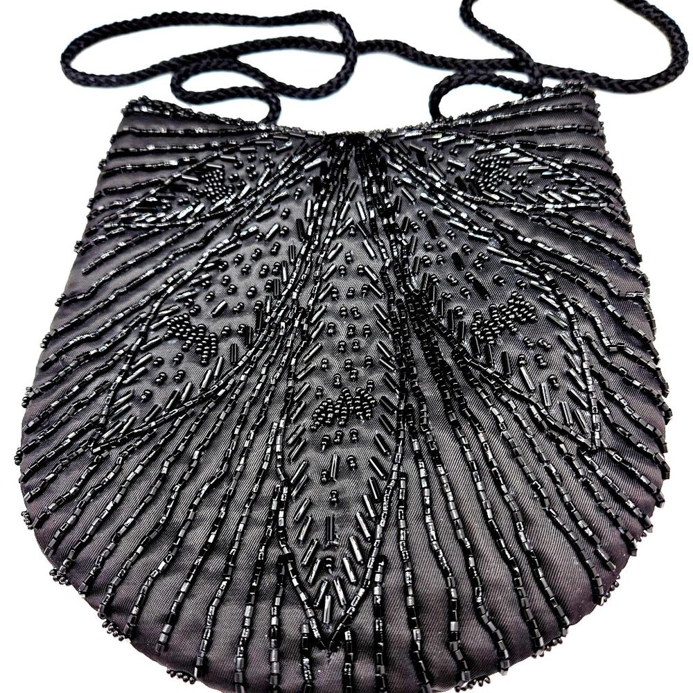Vintage Black Beaded retro beaded black leaf zip closure evening clutch bag